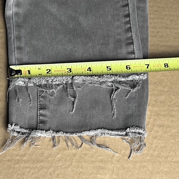 J Jill Denim Authentic Fit Slim Ankle Jeans Taupe Size 6 Distressed Hem Pants - Picture 8 of 8